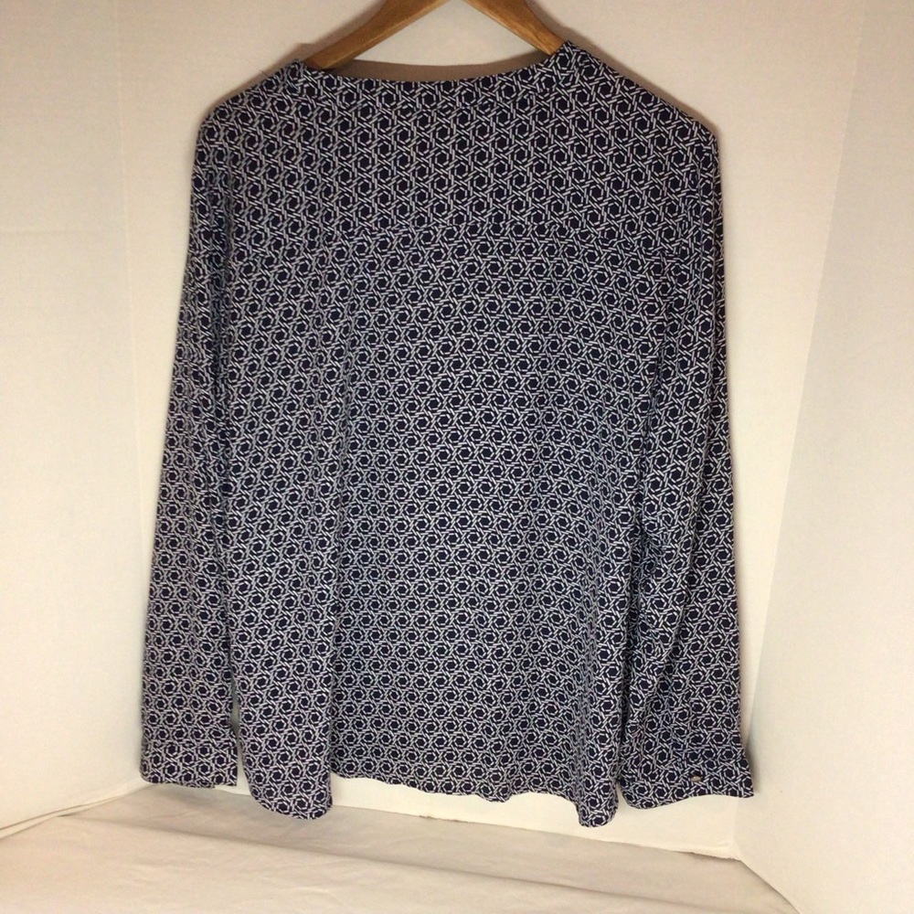 Chico’s “nautical links” button down - Picture 2 of 10